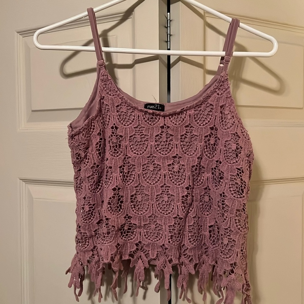 Rue21 Boho Crochet Lace Scalloped Dangle Hem Cropped Tank Top Pink Sz M